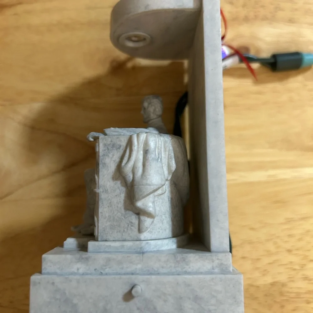 1997 Hallmark The Lincoln Memorial Ornament